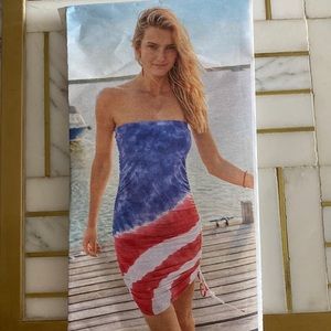 Patriotic tube dress/bathing suit coverup to look cute on July 4th.